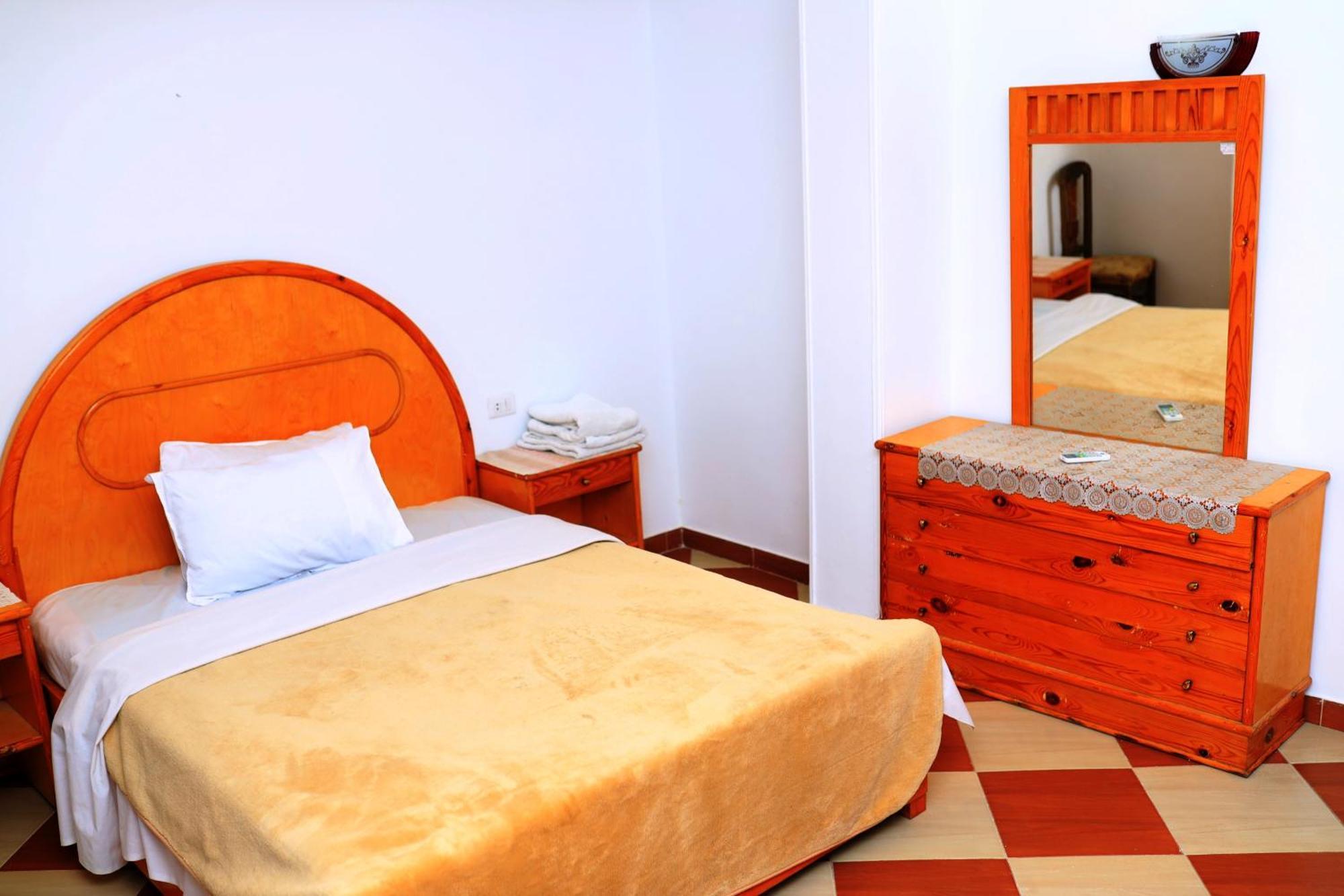 Spring Hotel Louxor Extérieur photo