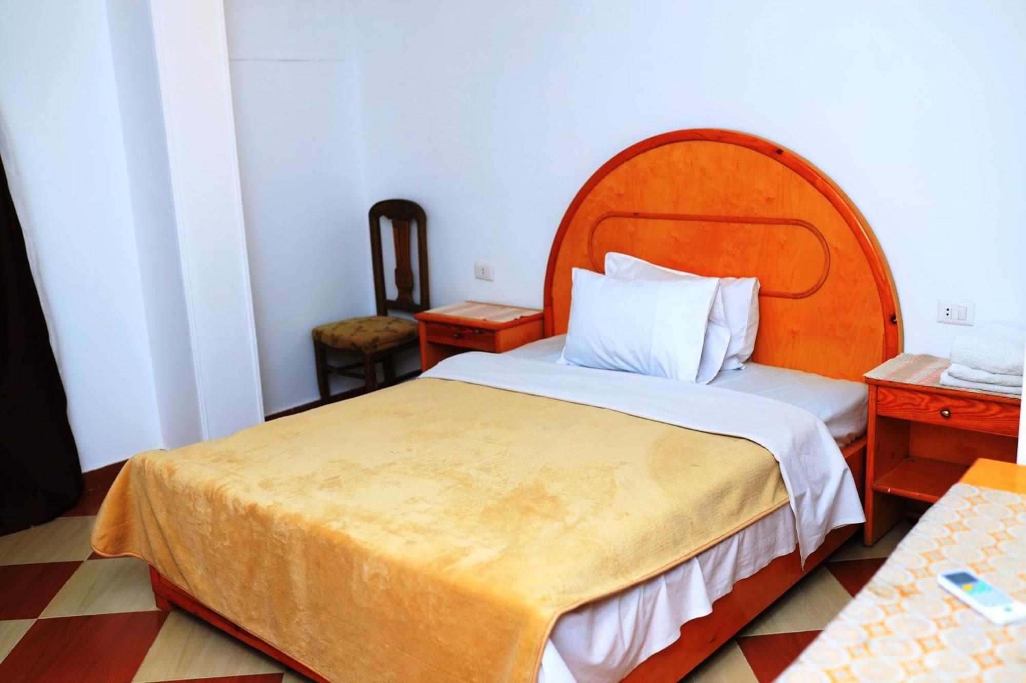 Spring Hotel Louxor Extérieur photo
