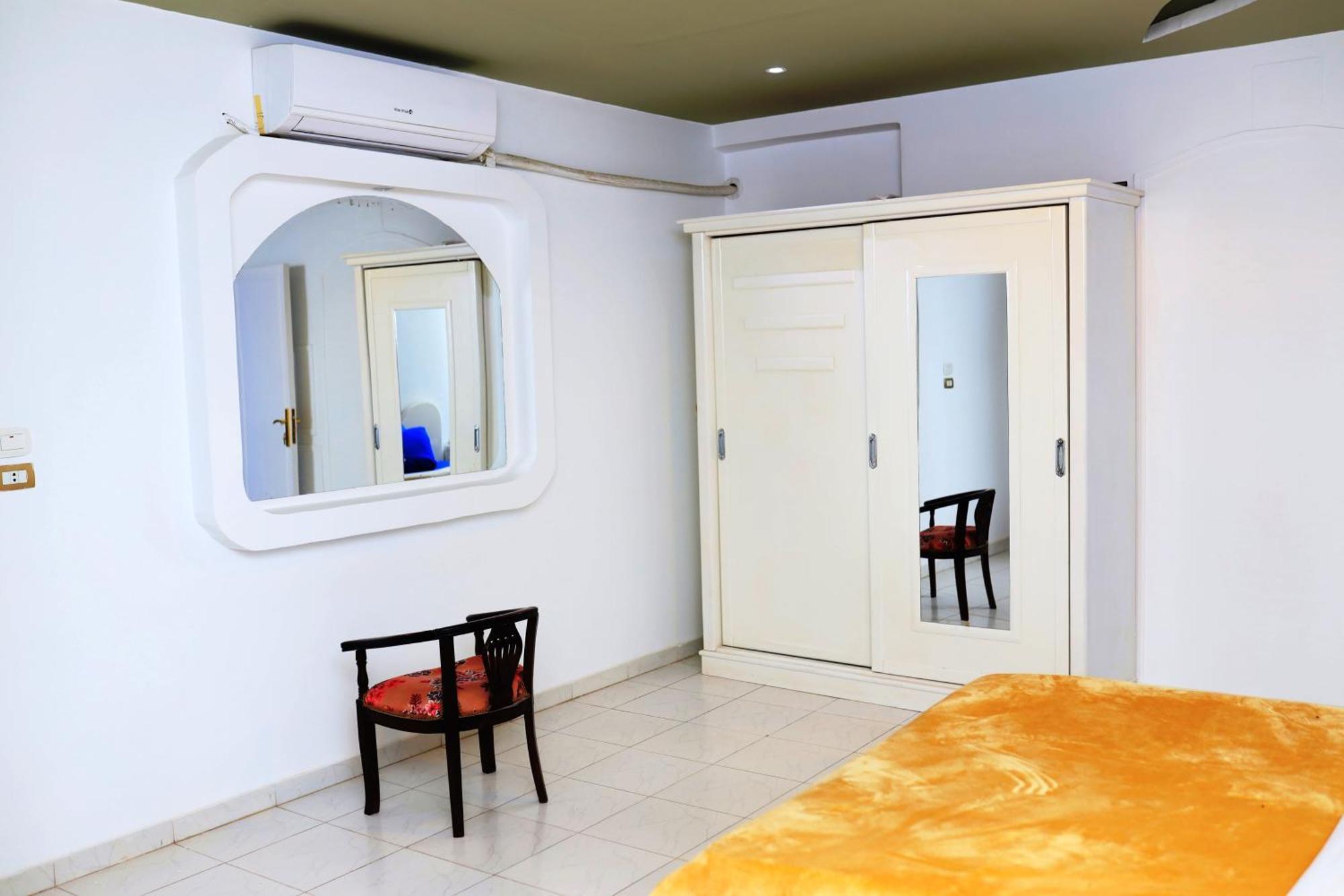 Spring Hotel Louxor Extérieur photo
