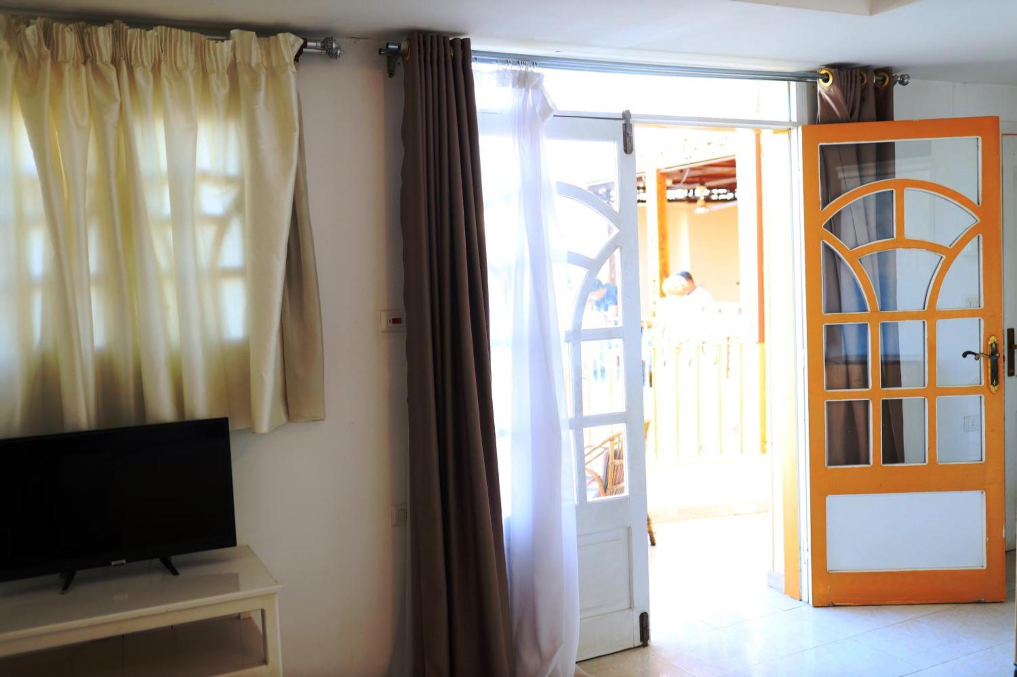 Spring Hotel Louxor Extérieur photo