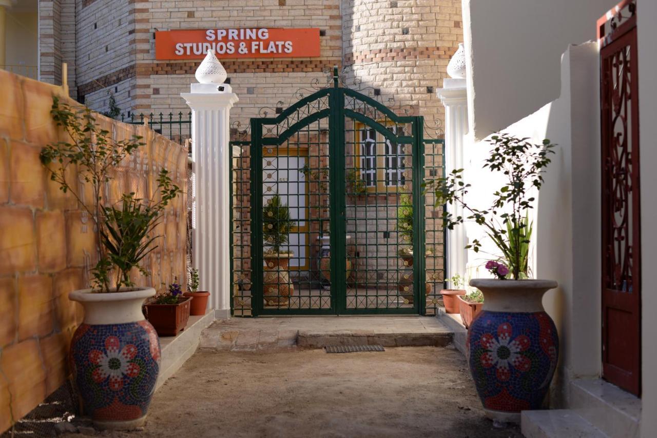 Spring Hotel Louxor Extérieur photo